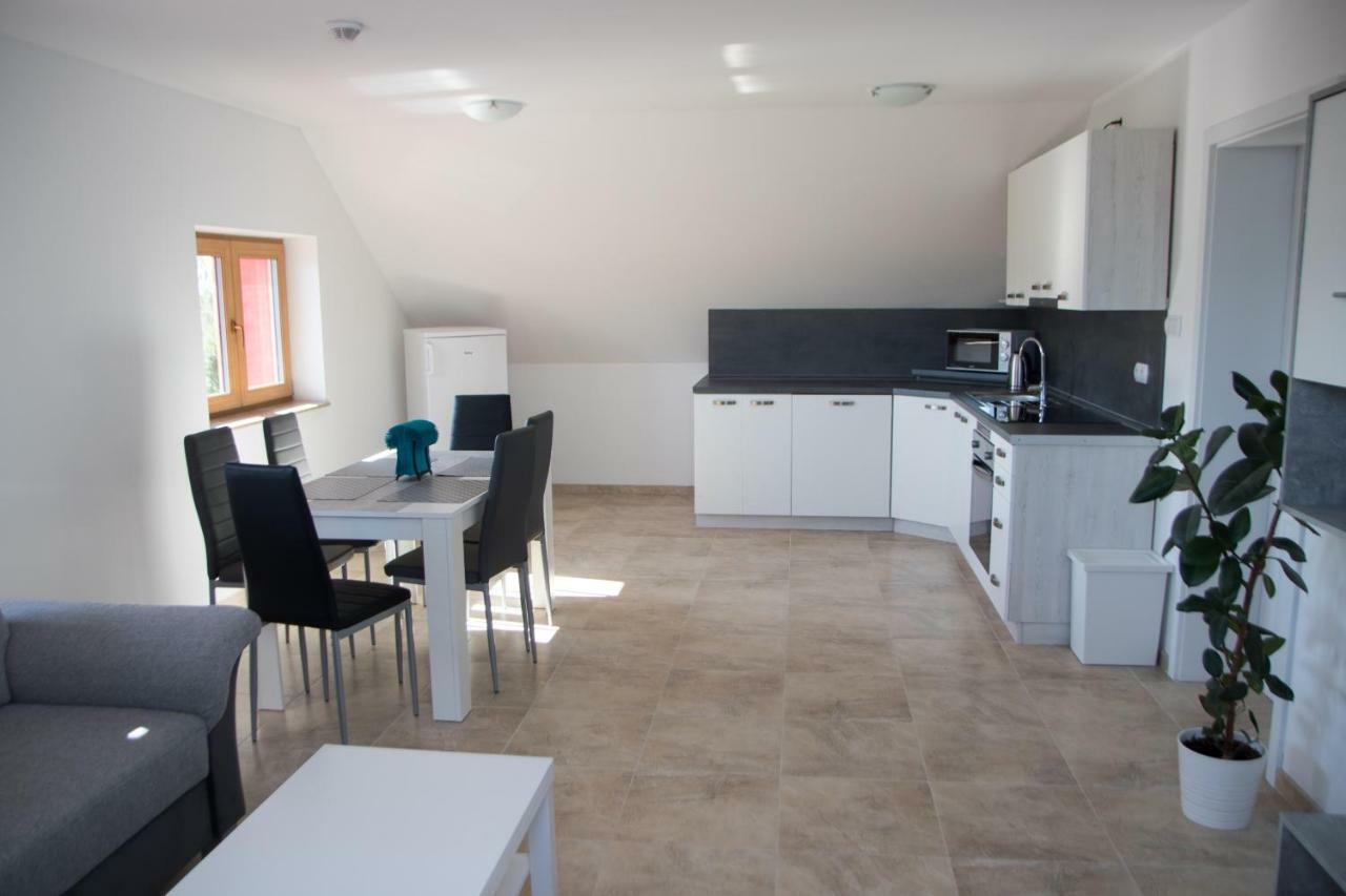 Apartmán U Fuxů Zleby Kültér fotó